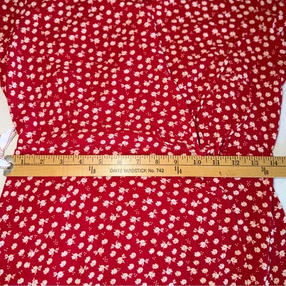 Monteau Red Faux Wrap Mini Dress with White Floral Print - Picture 12 of 14